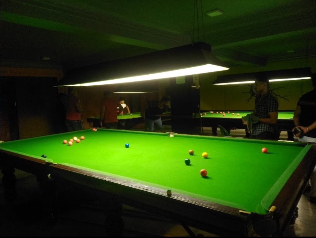 The Cafe Cue - Snooker & Pool, Bangur Ave