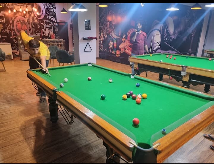 Billiards Cafe And Lounge